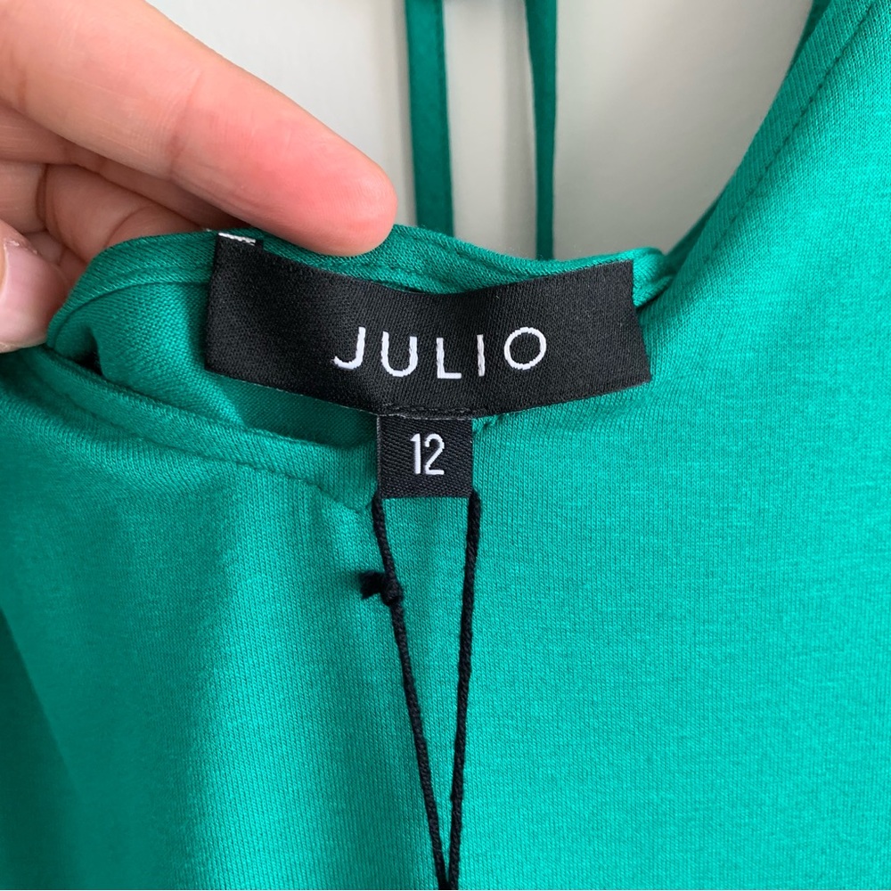 JULIO Top - Picture 4 of 5